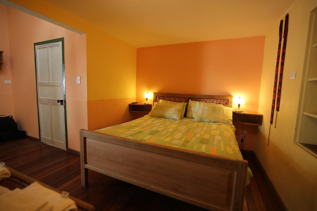 Casa Verde B&B Sucre Exteriör bild