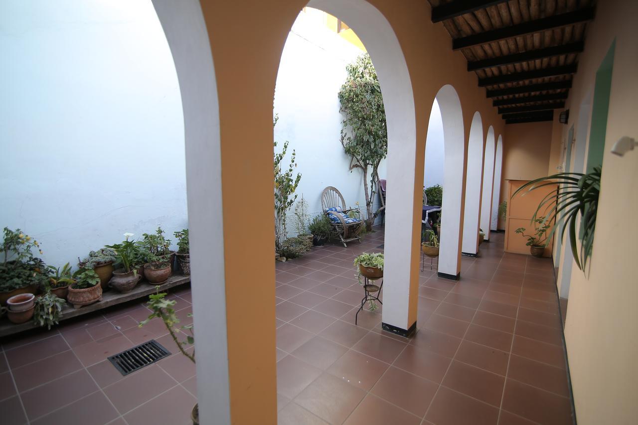 Casa Verde B&B Sucre Exteriör bild